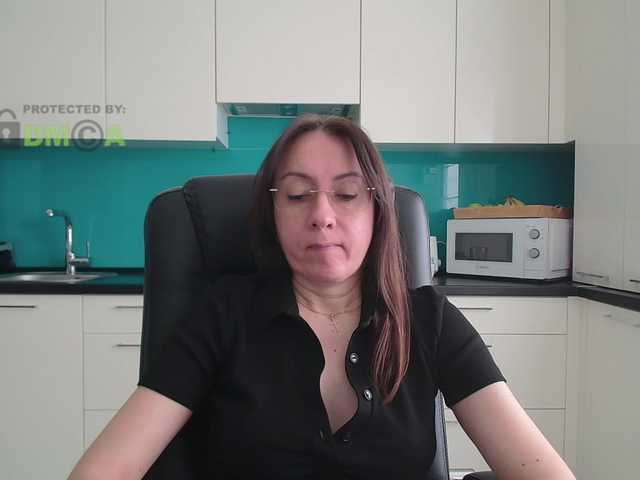 dulcesiomar8's BongaCams show and profile