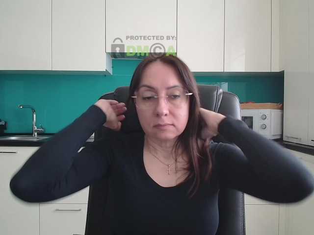 dulcesiomar8's BongaCams show and profile