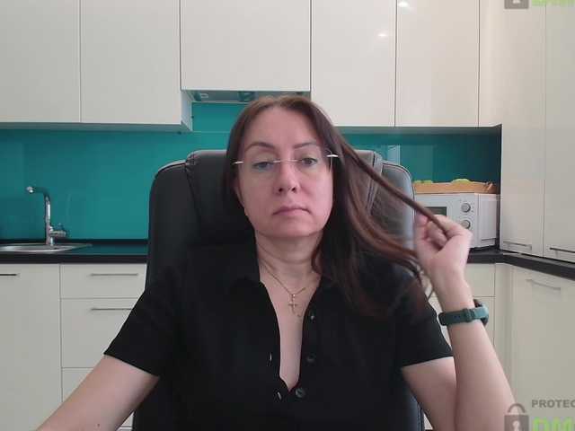 dulcesiomar8's BongaCams show and profile