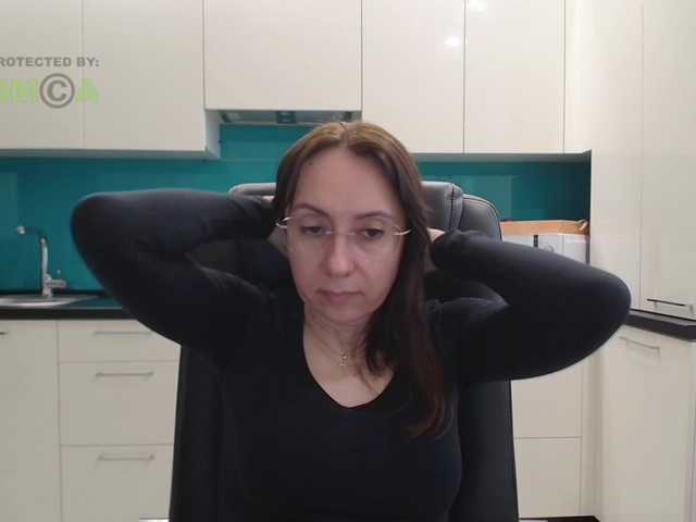 dulcesiomar8's BongaCams show and profile