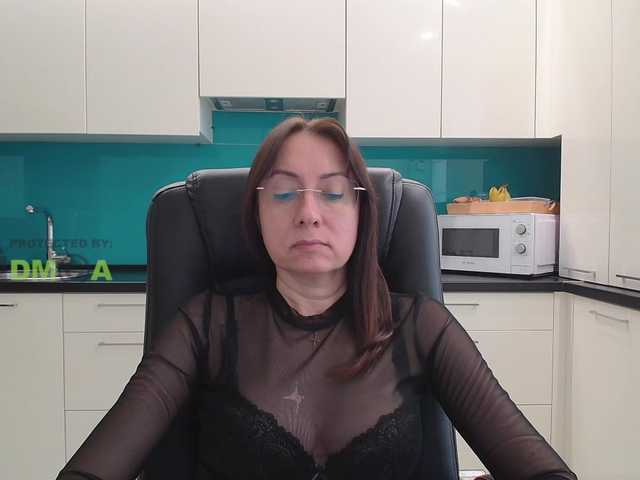 dulcesiomar8's BongaCams show and profile