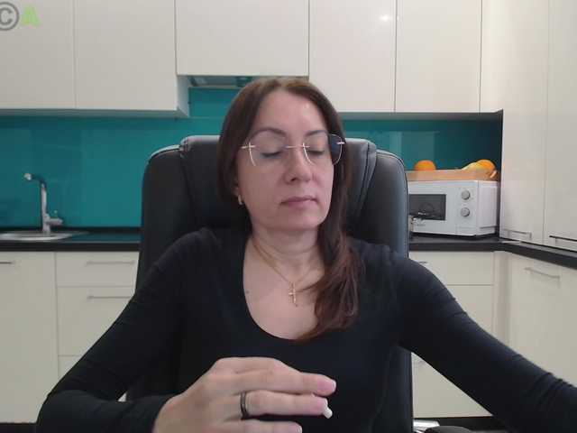dulcesiomar8's BongaCams show and profile