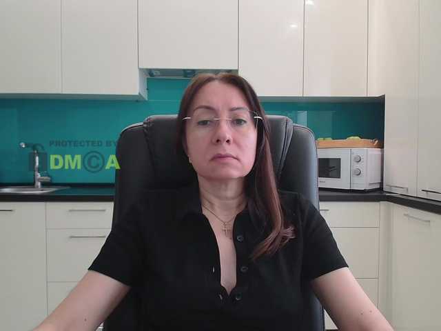 dulcesiomar8's BongaCams show and profile