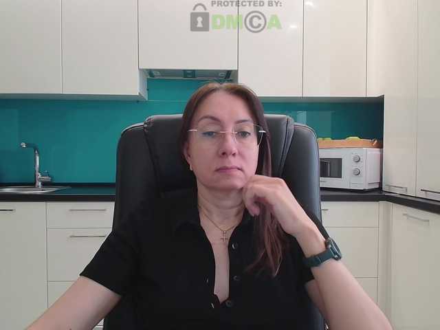 dulcesiomar8's BongaCams show and profile