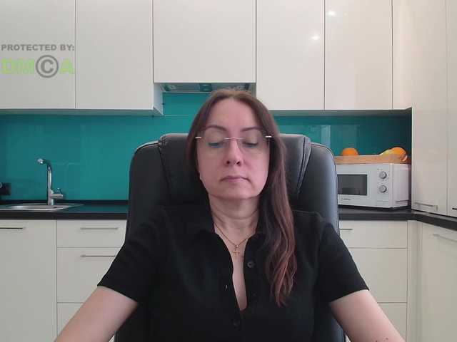 dulcesiomar8's BongaCams show and profile