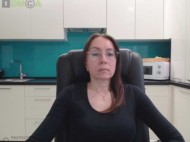 dulcesiomar8's BongaCams show and profile