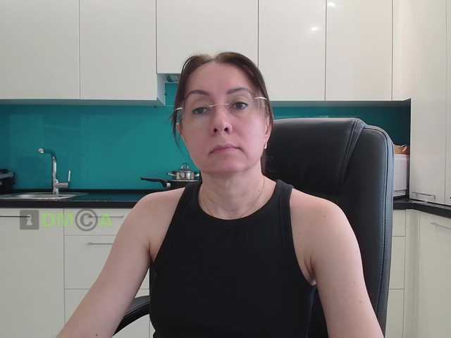 dulcesiomar8's BongaCams show and profile