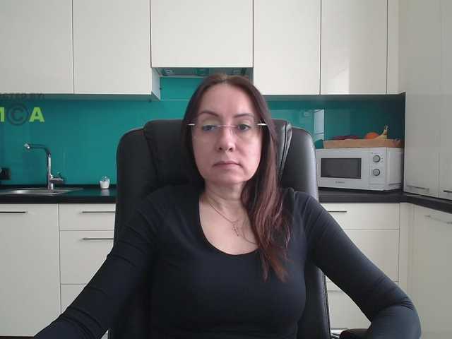 dulcesiomar8's BongaCams show and profile