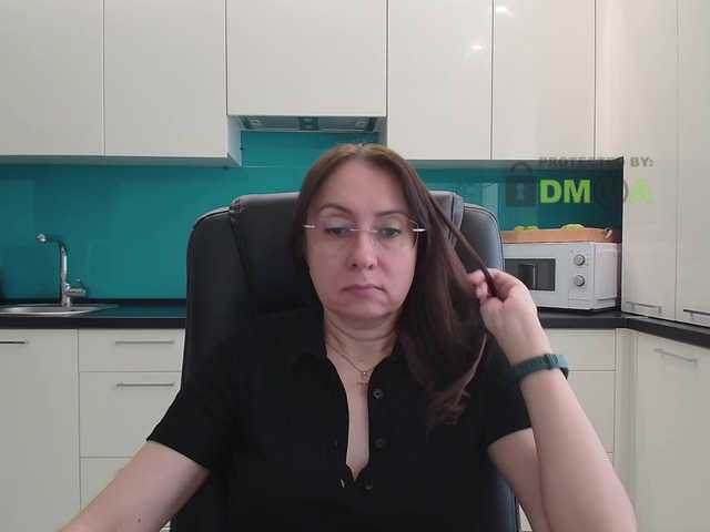dulcesiomar8's BongaCams show and profile