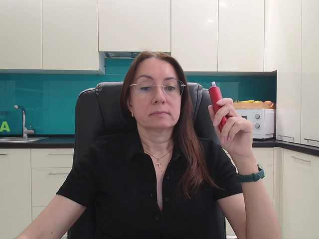 dulcesiomar8's BongaCams show and profile