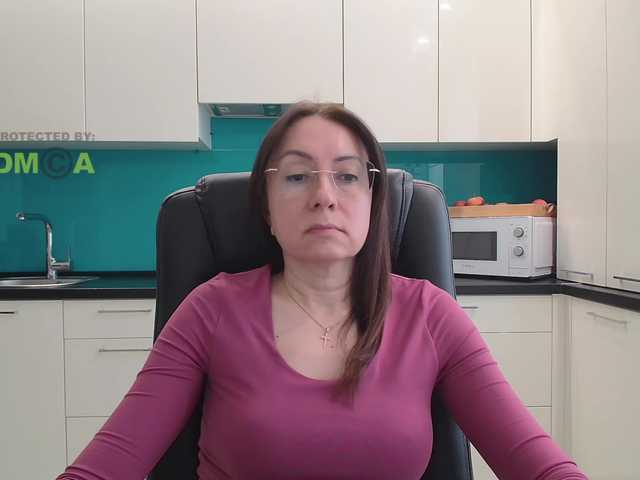 dulcesiomar8's BongaCams show and profile