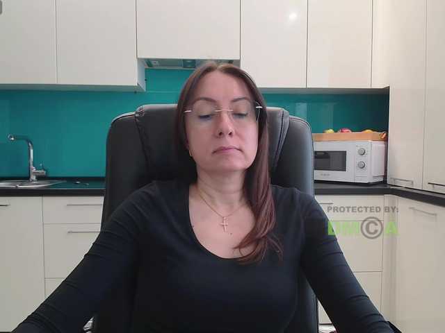 dulcesiomar8's BongaCams show and profile