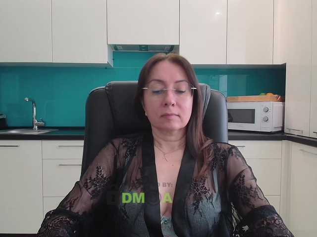 dulcesiomar8's BongaCams show and profile