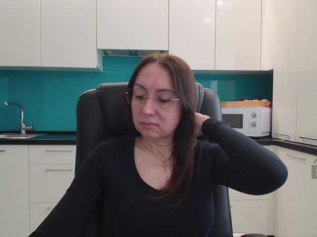 dulcesiomar8's BongaCams show and profile