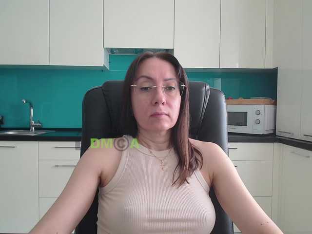 dulcesiomar8's BongaCams show and profile