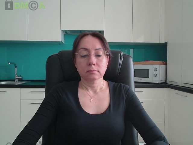 dulcesiomar8's BongaCams show and profile