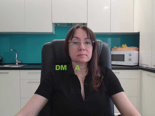 dulcesiomar8's BongaCams show and profile