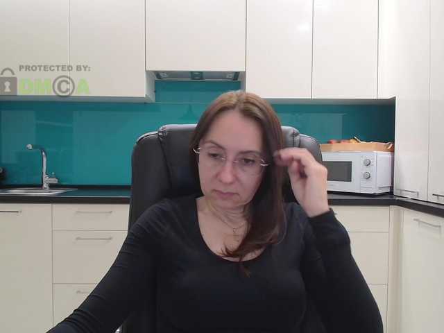 dulcesiomar8's BongaCams show and profile