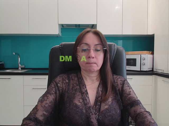 dulcesiomar8's BongaCams show and profile