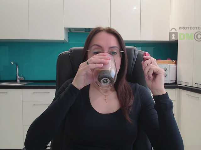 dulcesiomar8's BongaCams show and profile