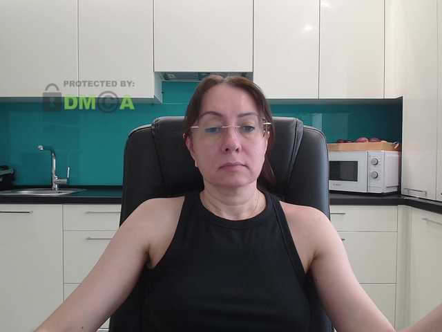 dulcesiomar8's BongaCams show and profile