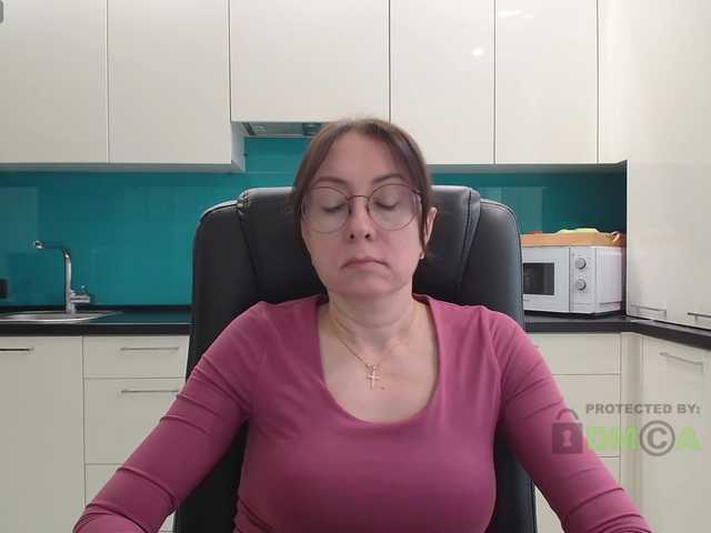 dulcesiomar8's BongaCams show and profile