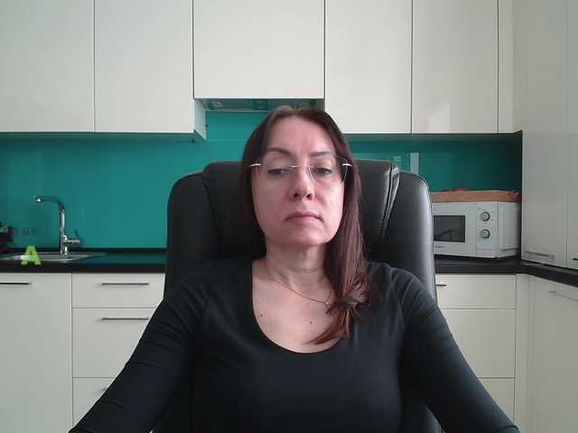 dulcesiomar8's BongaCams show and profile