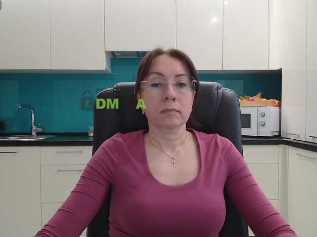 dulcesiomar8's BongaCams show and profile