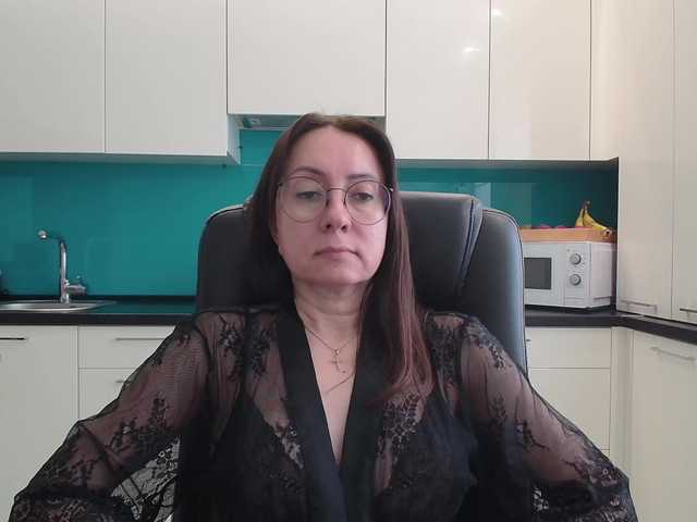 dulcesiomar8's BongaCams show and profile