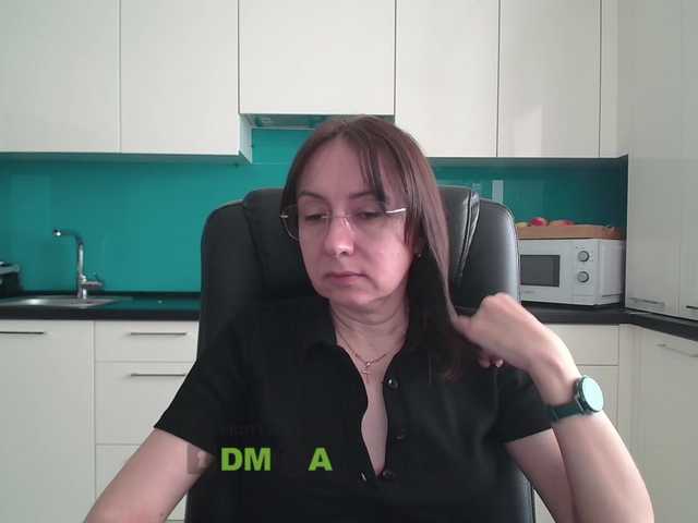 dulcesiomar8's BongaCams show and profile