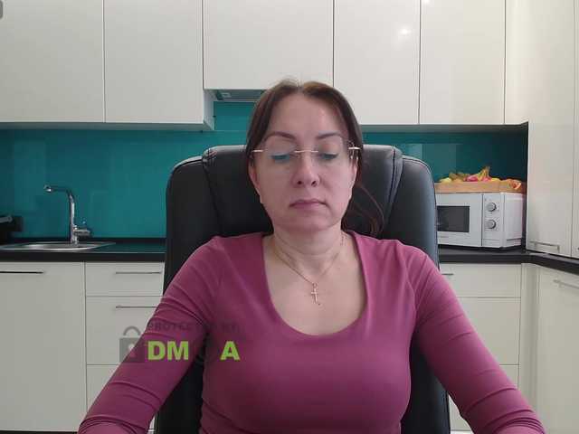 dulcesiomar8's BongaCams show and profile