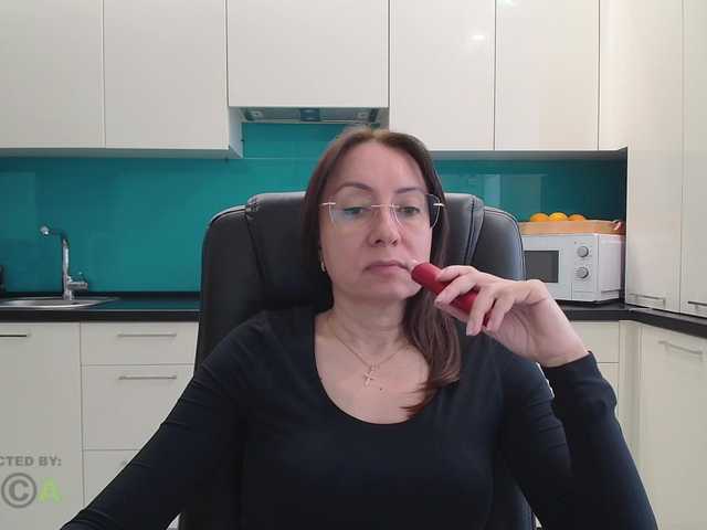 dulcesiomar8 live cam profile