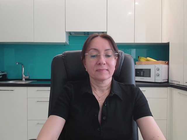 dulcesiomar8's BongaCams show and profile