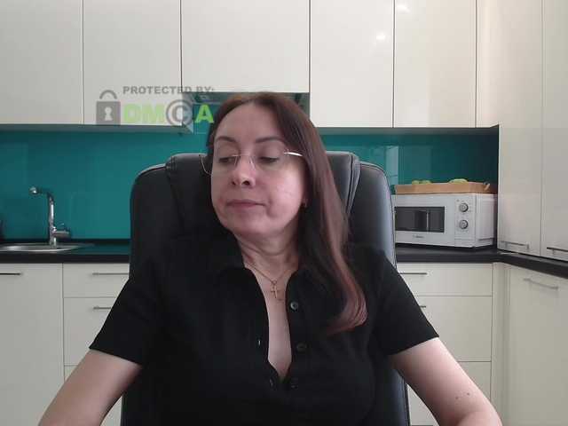 dulcesiomar8's BongaCams show and profile