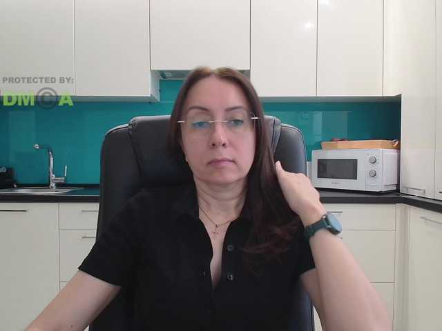 dulcesiomar8's BongaCams show and profile