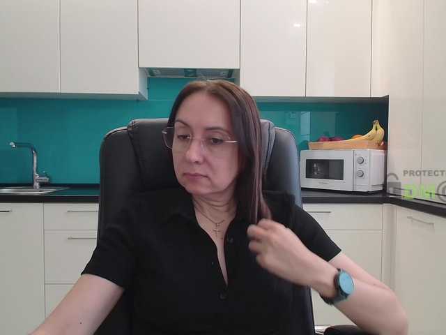 dulcesiomar8's BongaCams show and profile