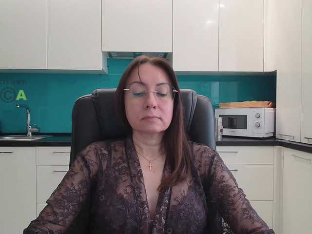 dulcesiomar8's BongaCams show and profile