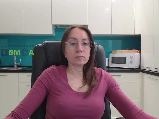 dulcesiomar8's BongaCams show and profile