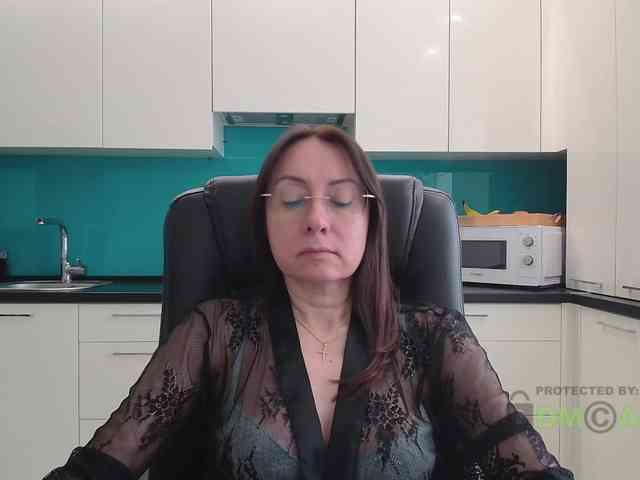 dulcesiomar8 Live Webcam on BongaCams