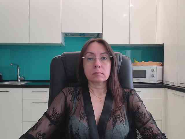 dulcesiomar8 Live Webcam on BongaCams