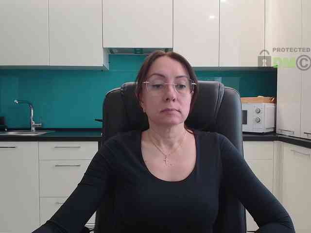 dulcesiomar8 Live Webcam on BongaCams