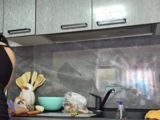 FoxxyAna Porn Show