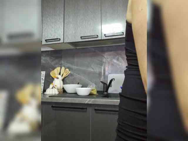 FoxxyAna webcam