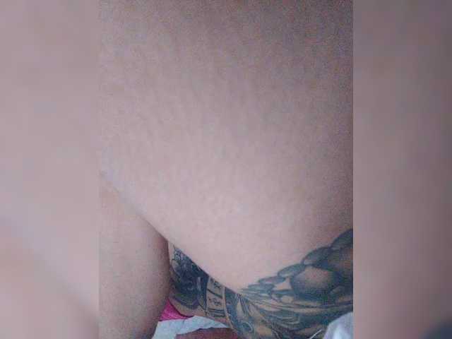 ZoeCamils's BongaCams show and profile