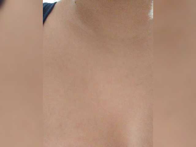 ZoeCamils's BongaCams show and profile