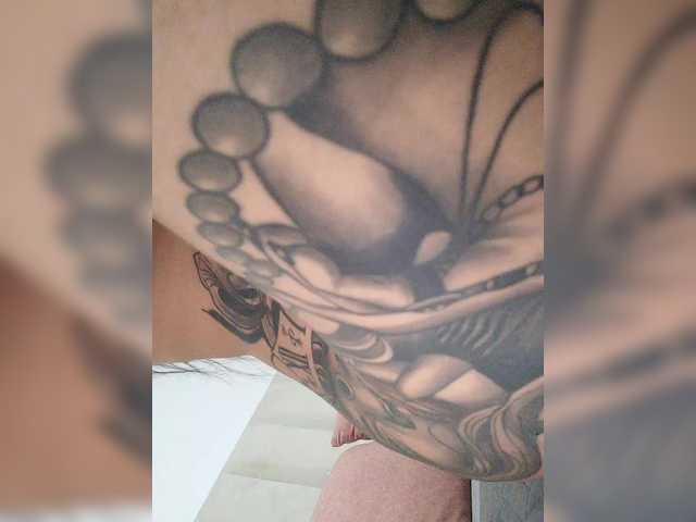 ZoeCamils's BongaCams show and profile