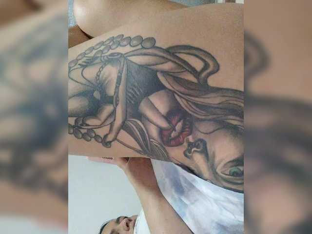 ZoeCamils's BongaCams show and profile