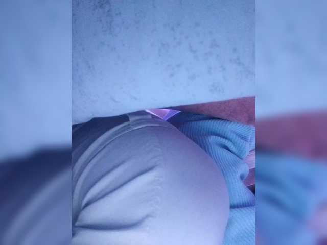 ZoeCamils's BongaCams show and profile