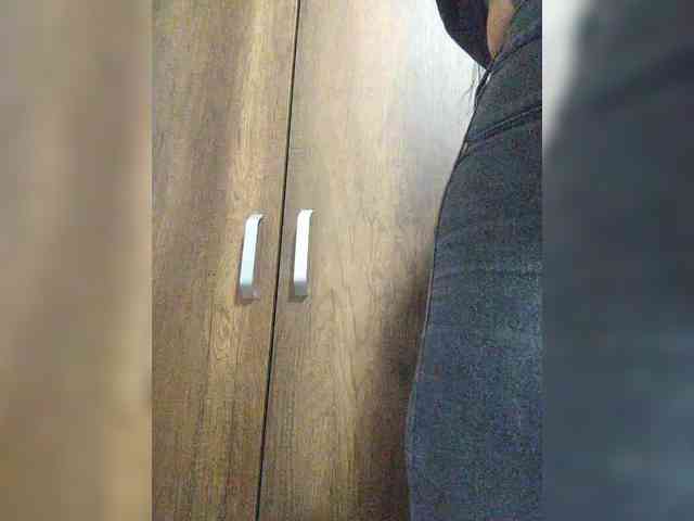 ZoeCamils webcam