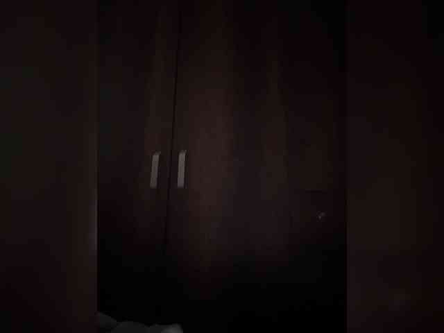 ZoeCamils webcam